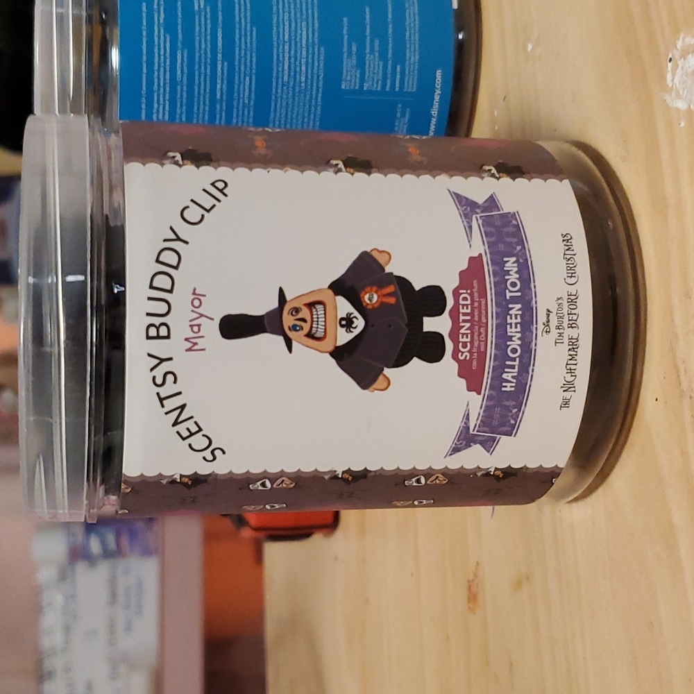 Scentsy buddy clip The Mayor from The Nightmare Before Christmas